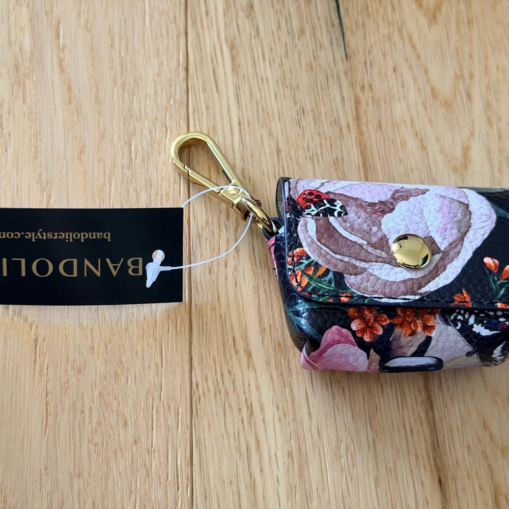 Bandolier AirPods Pro/Pro 2 Pouch in Ceci Rae Black Floral/Gold - Picture 2 of 7